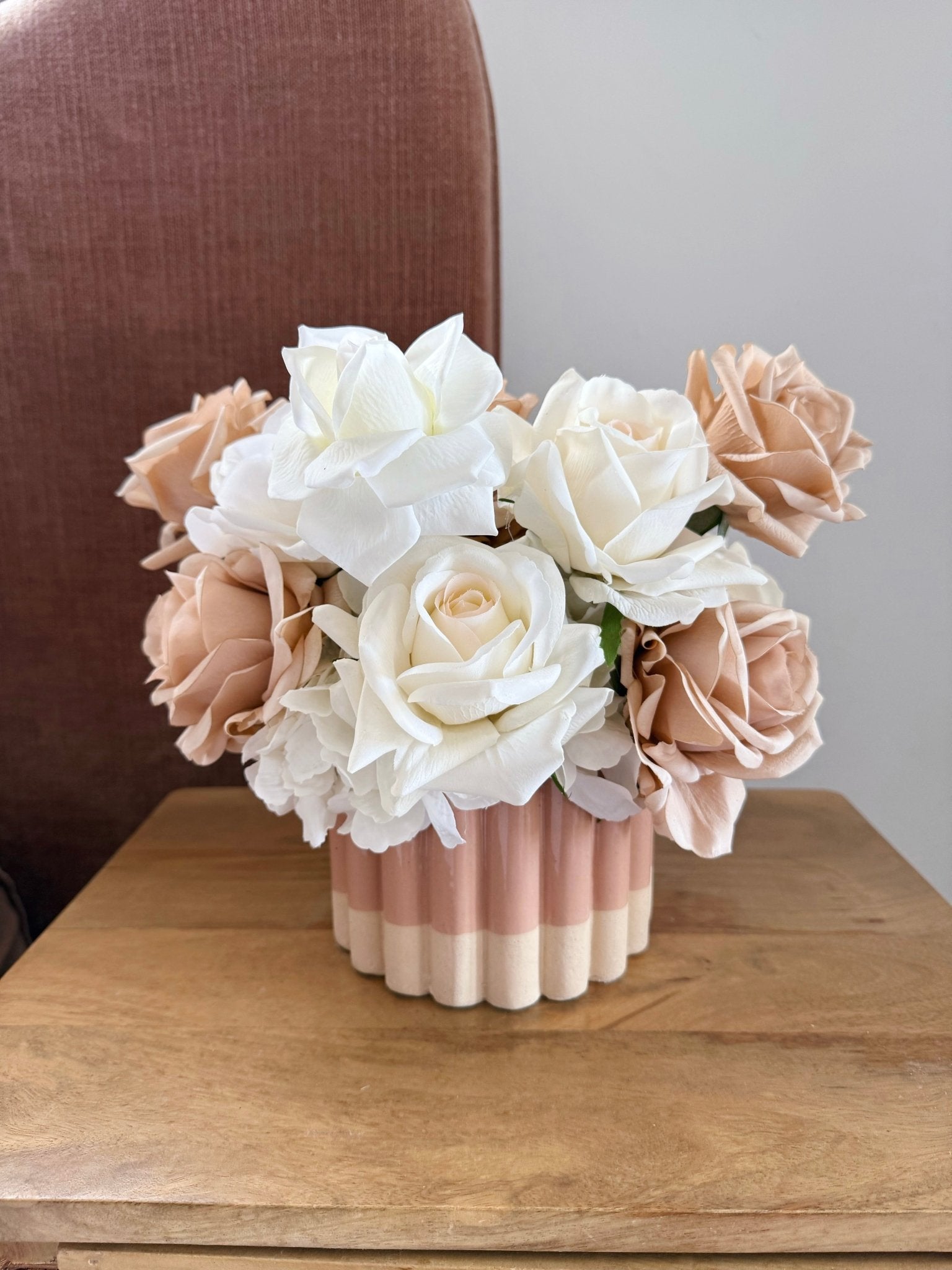 Artificial flowers Café Crème Arrangement (360 design) - Sonder + Stone Boutique