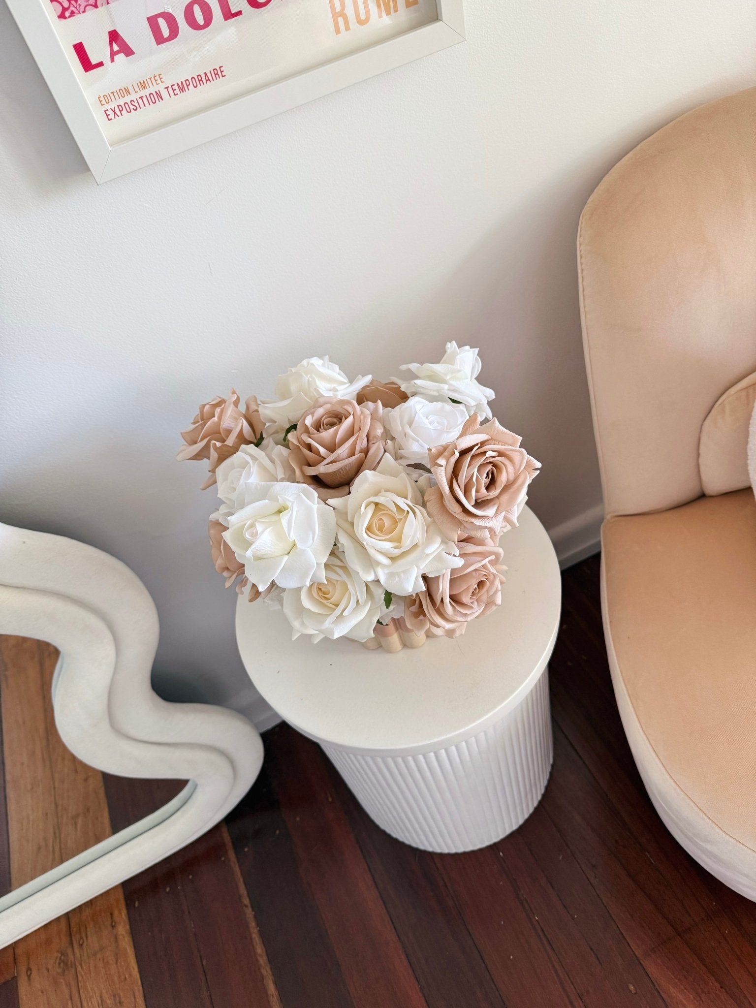 Artificial flowers Café Crème Arrangement (360 design) - Sonder + Stone Boutique