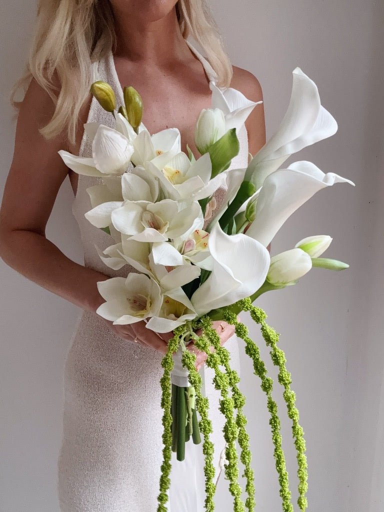 Sonder Wedding Bouquet - The Modernist (white) - Premium Artificial Wedding Flowers by Sonder + Stone Boutique