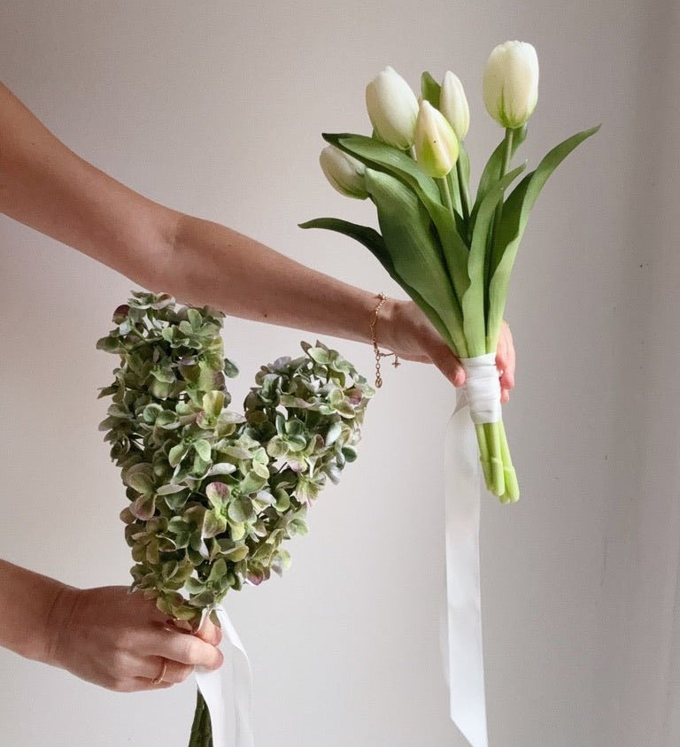 Sonder Wedding Bouquet - The Modernist (white) - Premium Artificial Wedding Flowers by Sonder + Stone Boutique