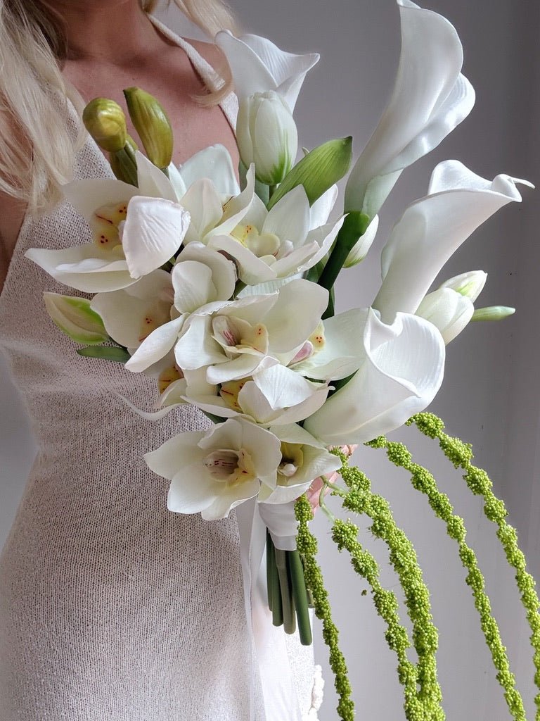 Sonder Wedding Bouquet - The Modernist (white) - Premium Artificial Wedding Flowers by Sonder + Stone Boutique