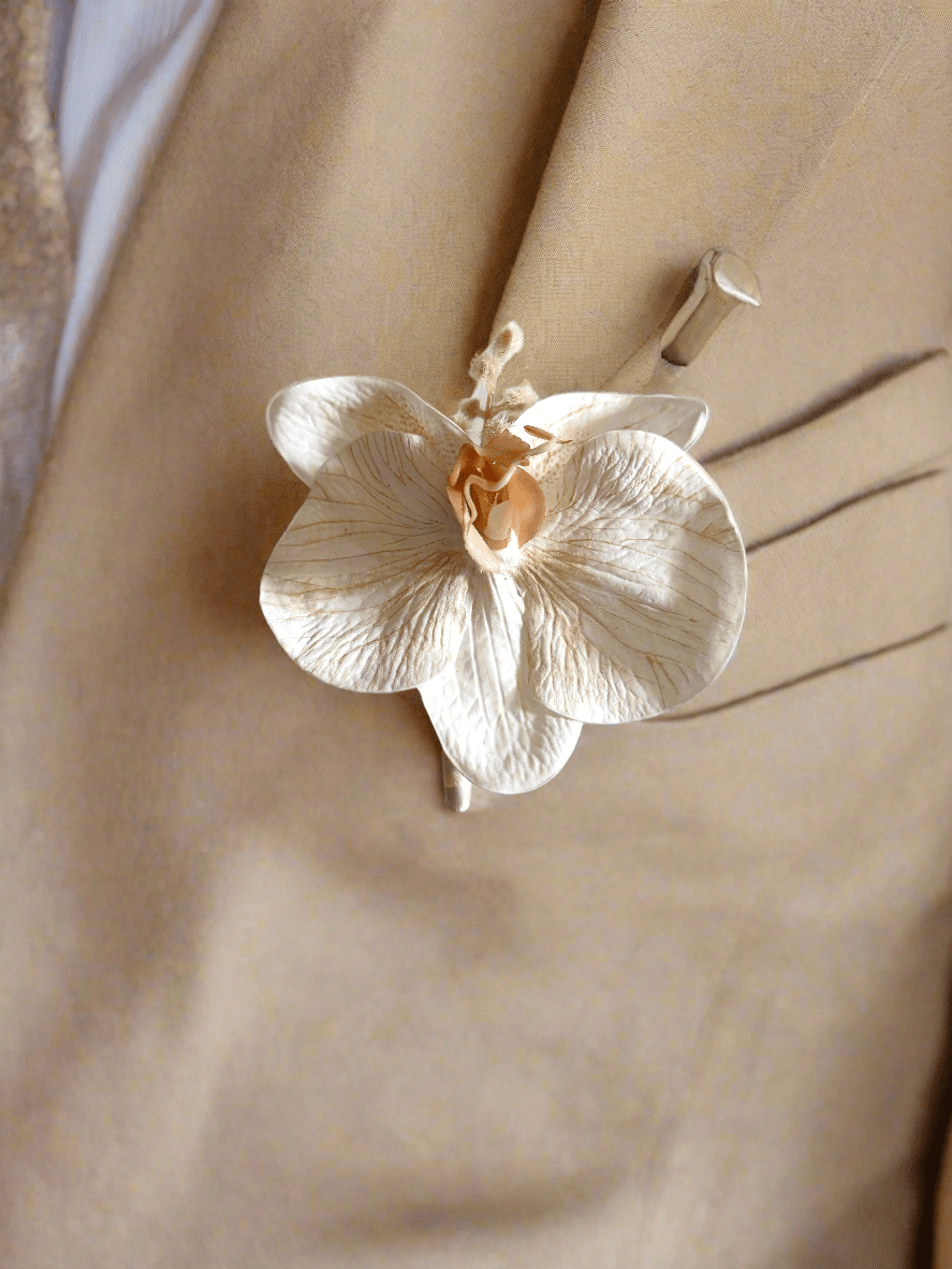 Sonder Wedding Buttonholes (latte orchid) - Premium Artificial Wedding Flowers by Sonder + Stone Boutique
