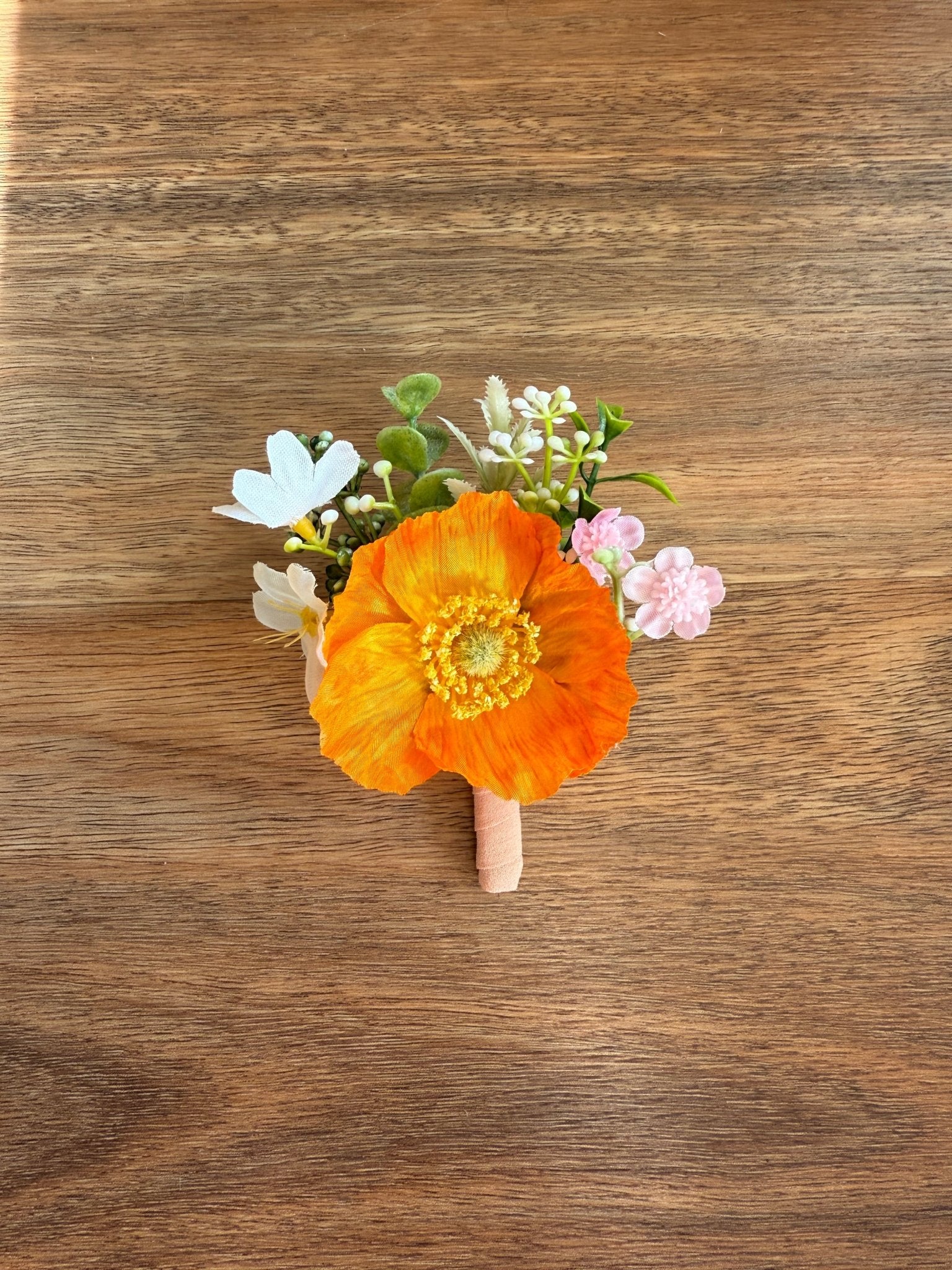 Sonder Wedding Buttonholes (poppy mix) - Premium Artificial Wedding Flowers by Sonder + Stone Boutique