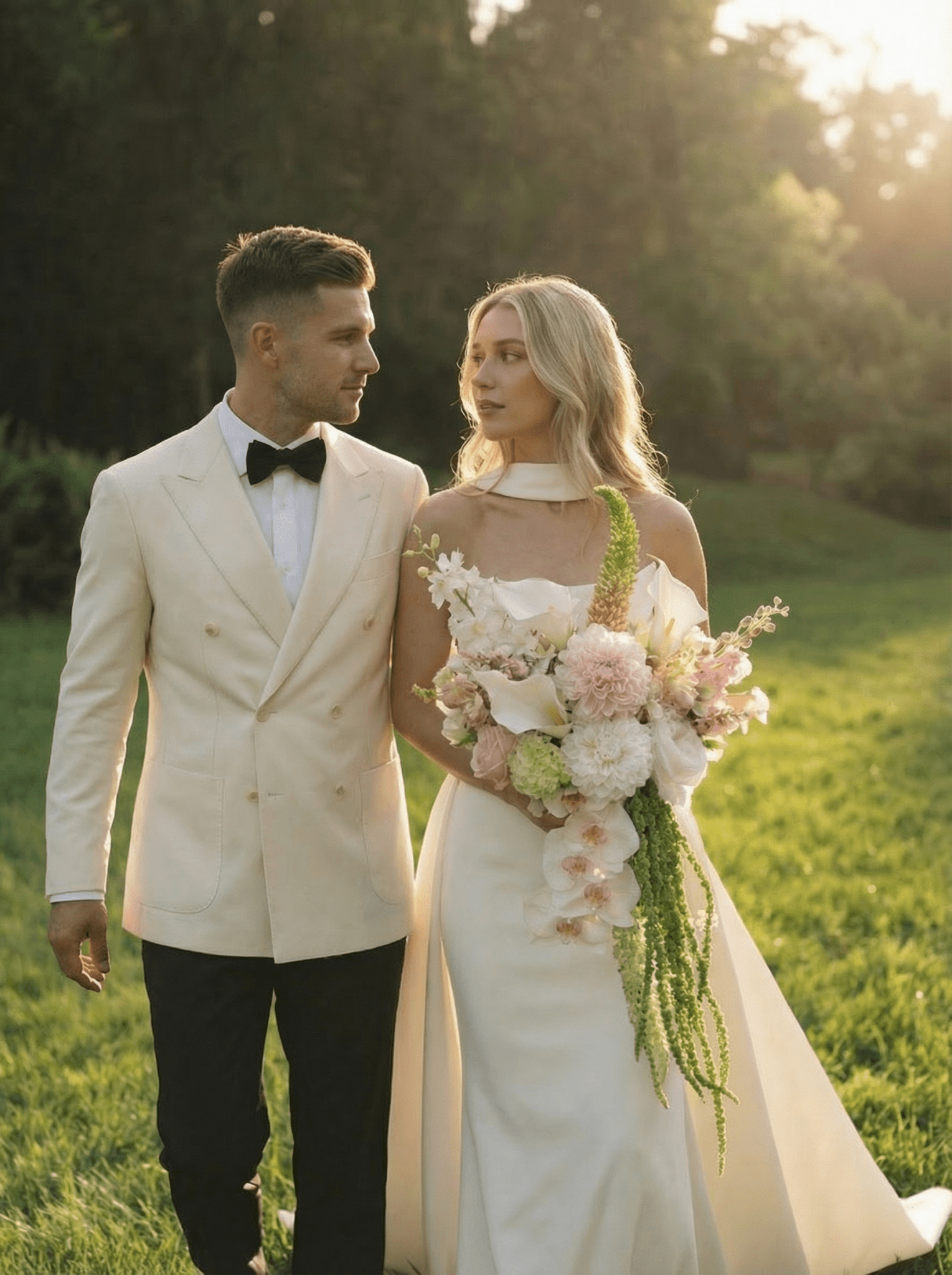 Online Wedding Flowers: Everything You Need to Know! - Sonder + Stone Boutique