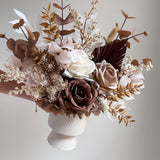 Mocha Mousse Arrangement