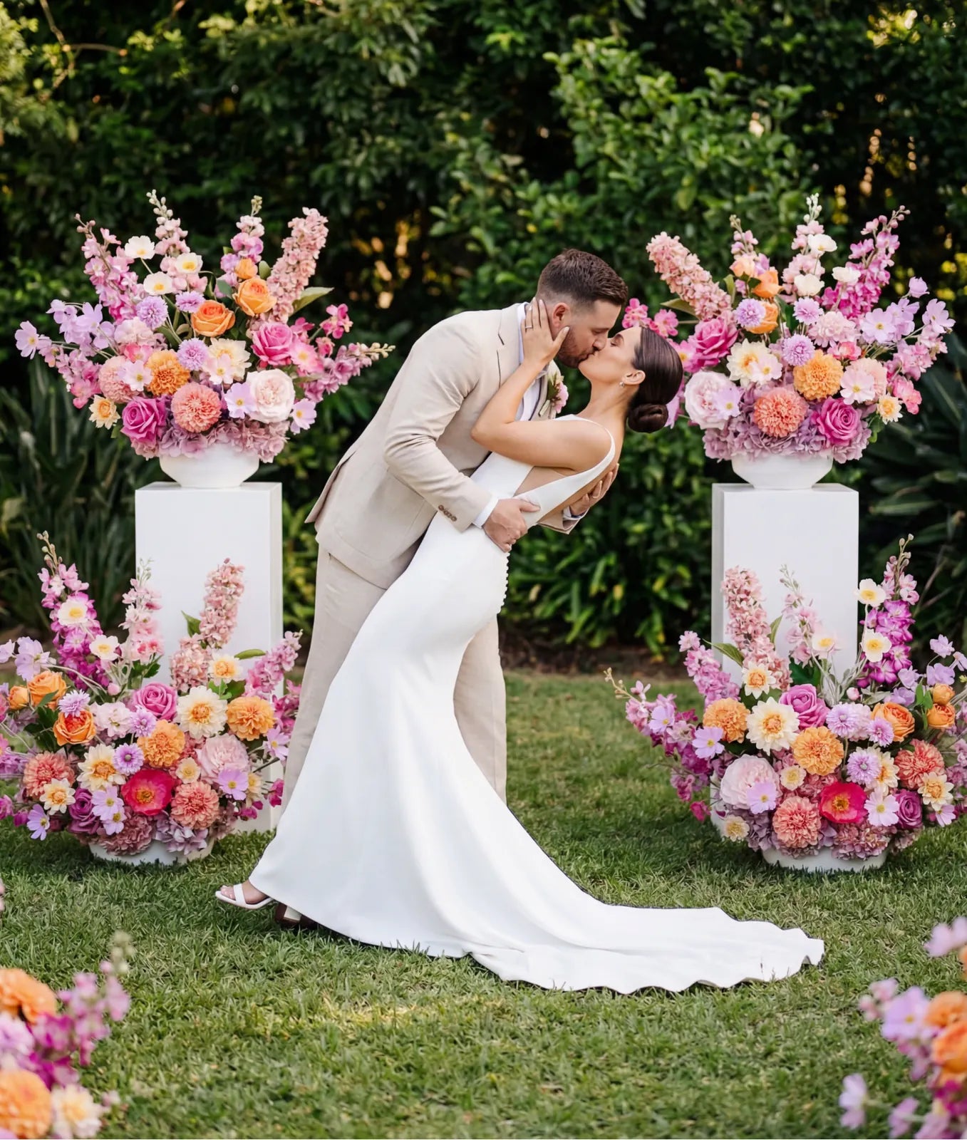 artificial_wedding_flowers_ceremony_shot