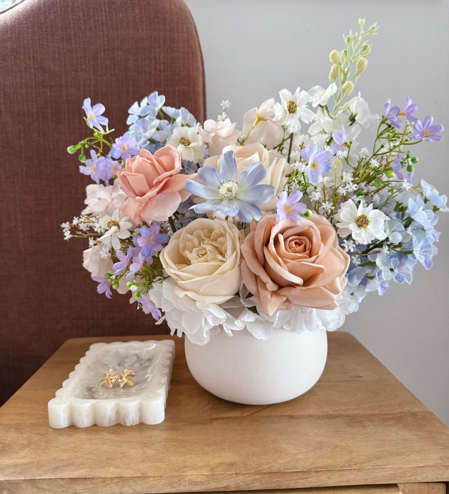 Artificial flowers Resin Trinket Tray - Nougat - Sonder + Stone Boutique