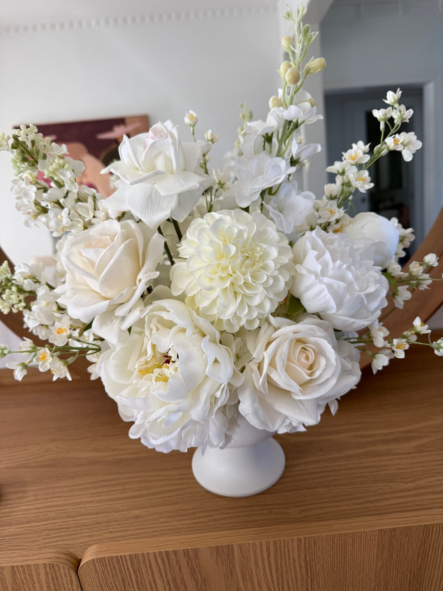 Sonder Centrepiece - Clouds (limited edition) - Premium Artificial Wedding Flowers by Sonder & Stone Boutique