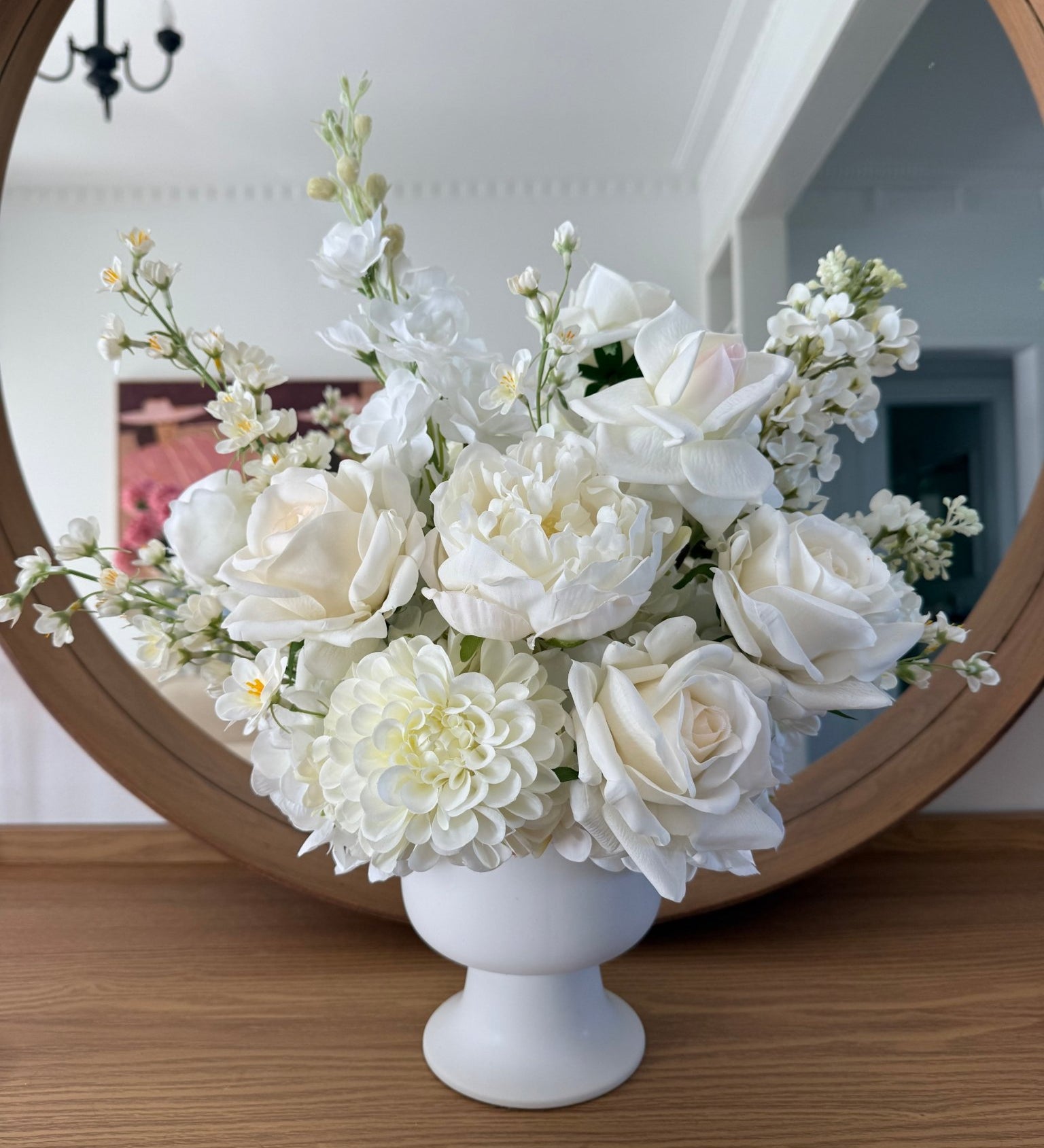 Sonder Centrepiece - Clouds (limited edition) - Premium Artificial Wedding Flowers by Sonder & Stone Boutique