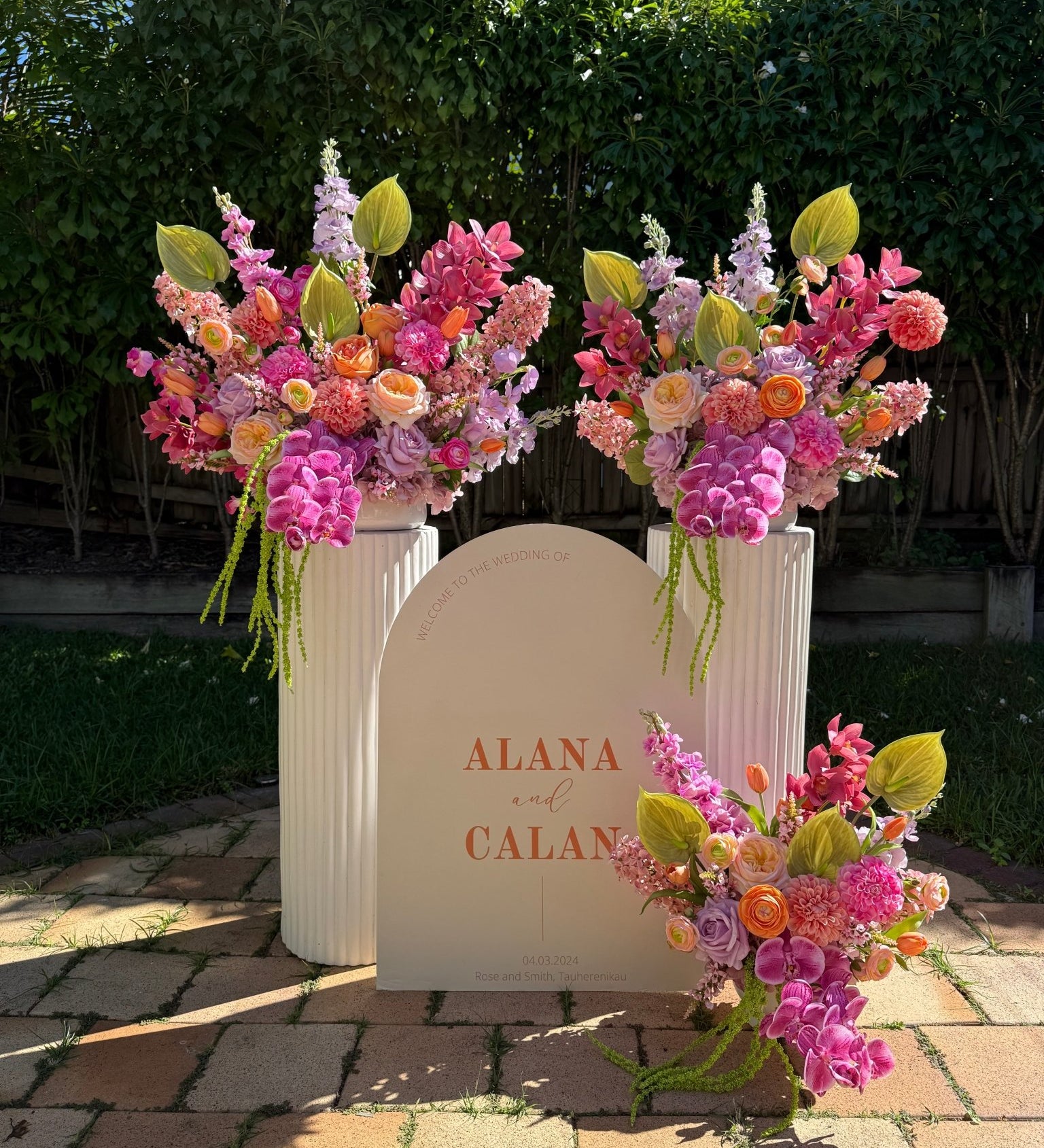 Sonder Wedding Arrangement - Stay Iconic - Premium Artificial Wedding Flowers by Sonder & Stone Boutique