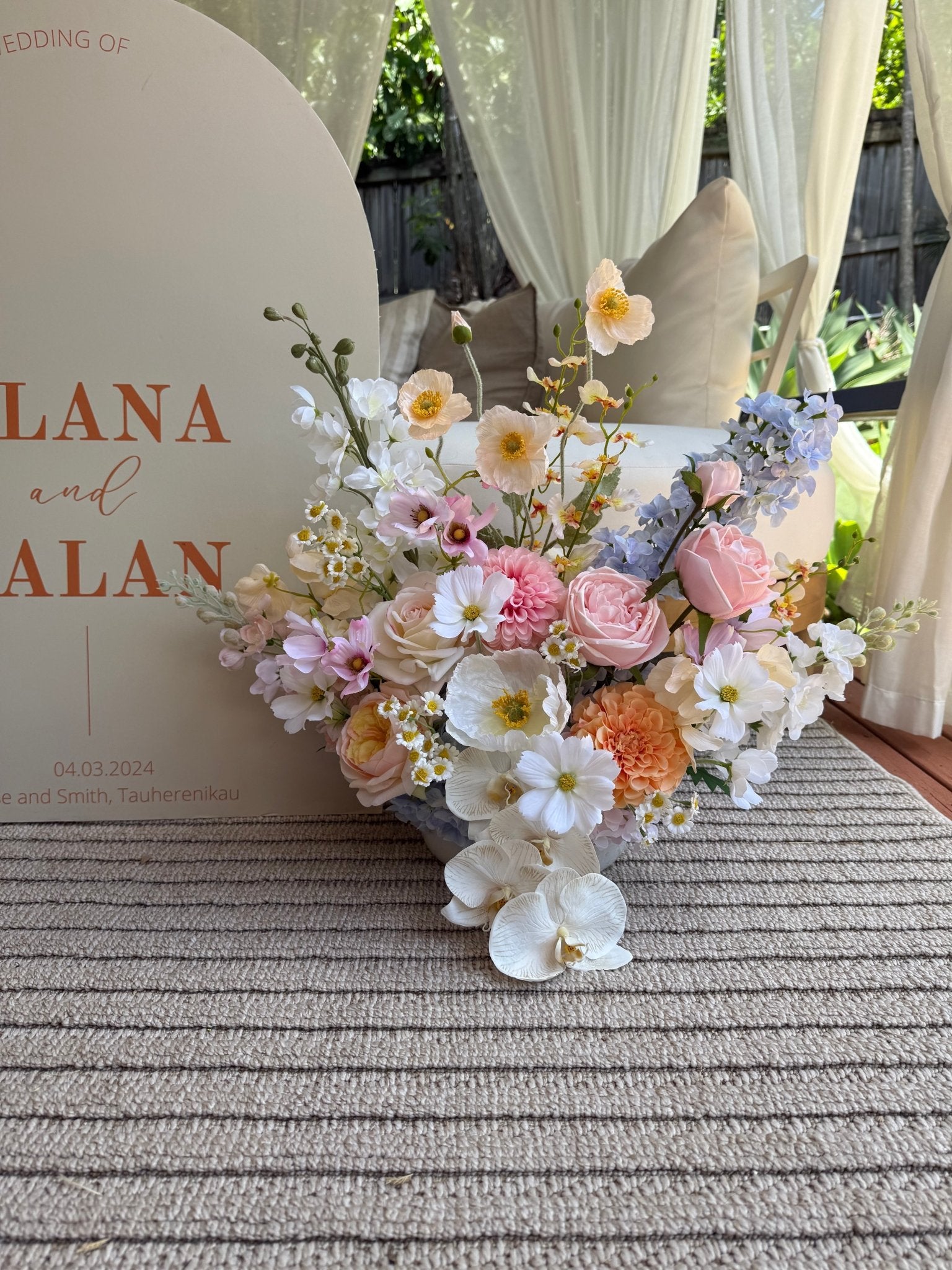 Sonder Wedding Arrangement - That Girl - Premium Artificial Wedding Flowers by Sonder & Stone Boutique