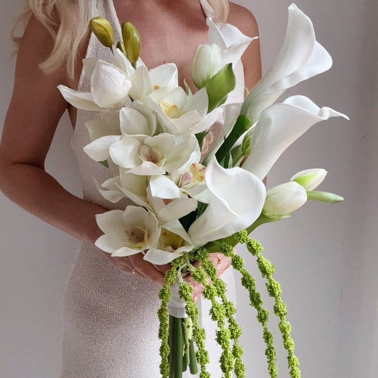 Sonder Wedding Bouquet - The Modernist (white) - Premium Artificial Wedding Flowers by Sonder & Stone Boutique