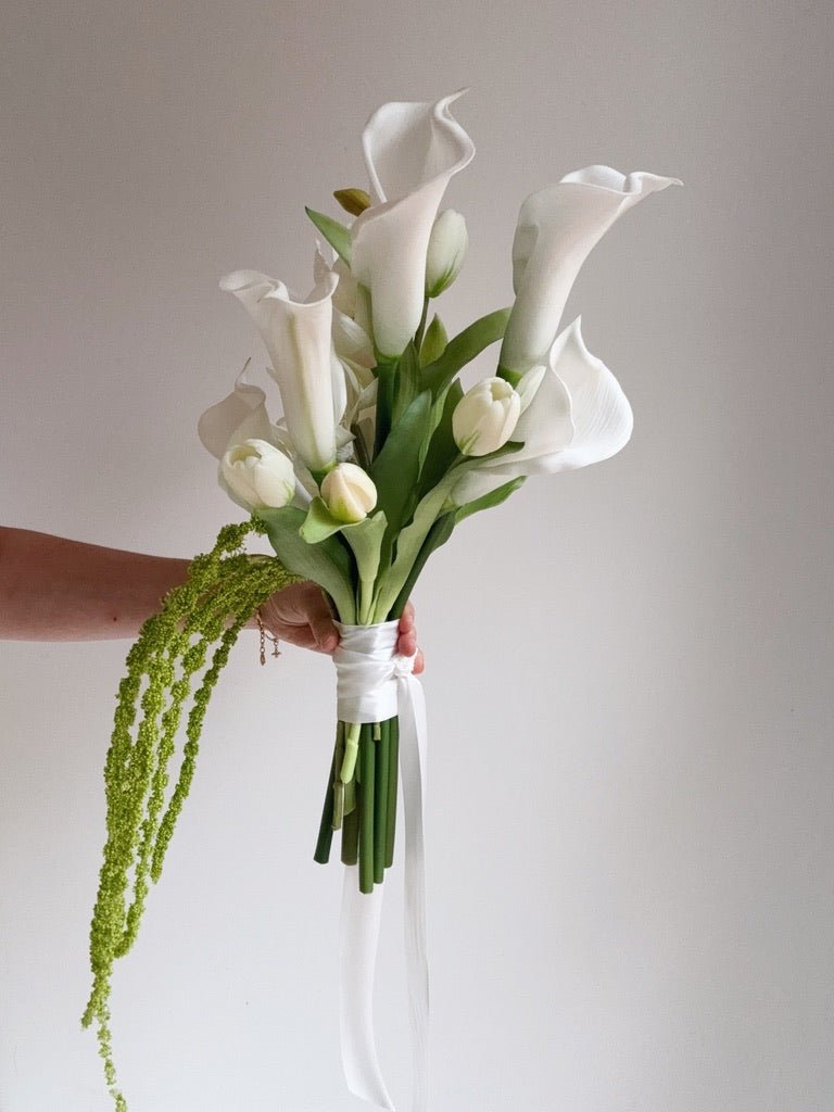 Sonder Wedding Bouquet - The Modernist (white) - Premium Artificial Wedding Flowers by Sonder + Stone Boutique