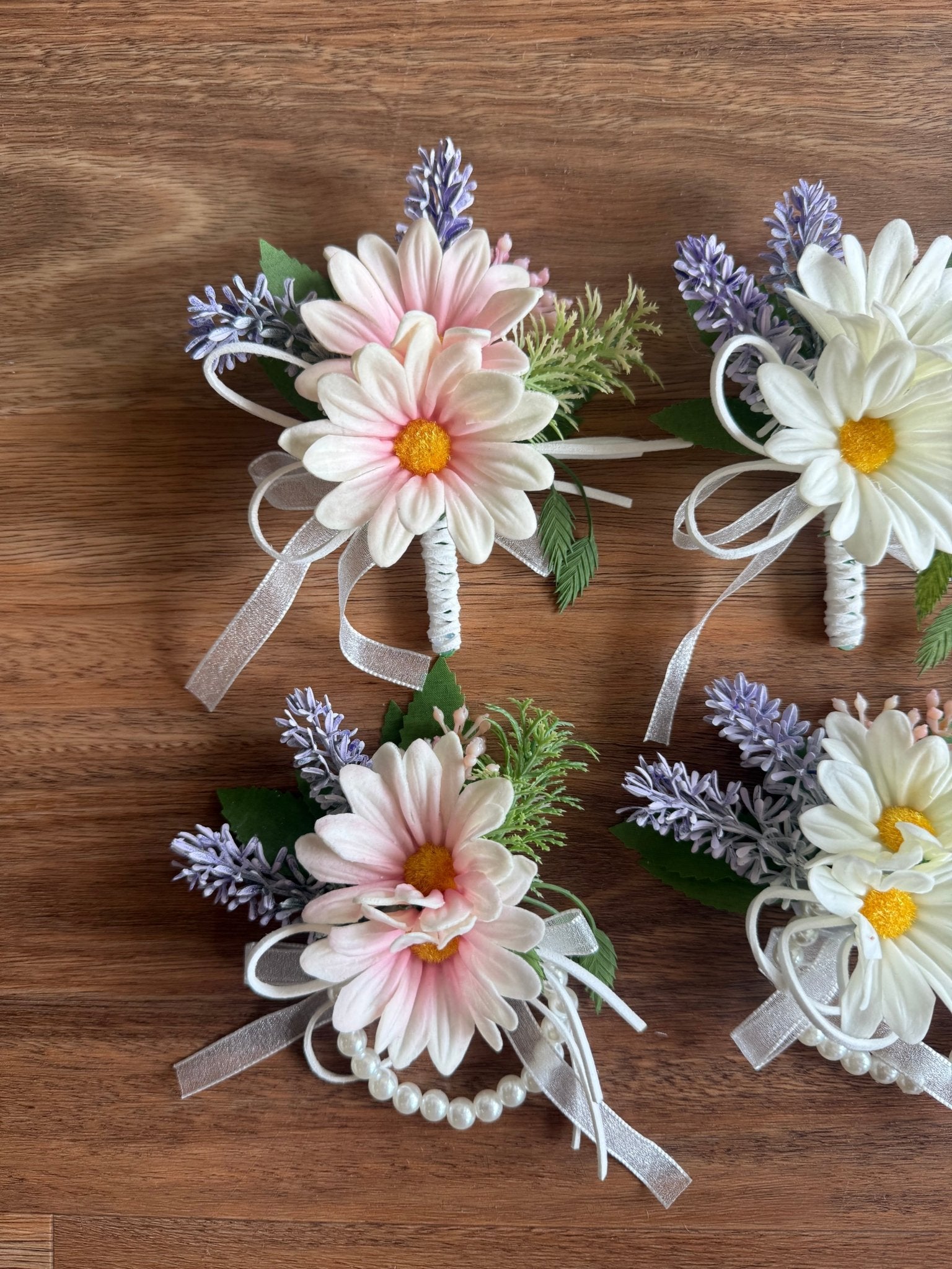 Sonder Wedding Buttonholes/Wrist Corsages (real-touch daisy mix) - Premium Artificial Wedding Flowers by Sonder & Stone Boutique